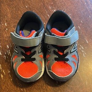 New Balance Kids' Red and Gray Sneakers